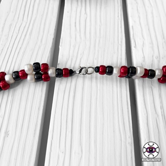 Yoshi and Mario Heart Perler Necklaces - Picture 5 of 6